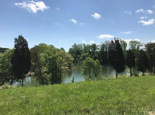 467 Careen Ct, Lenoir City, TN 37772