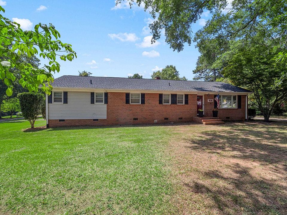 1st image of 98 Littlejohn Ct