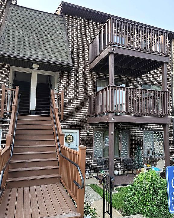 1st image of 5200 Hilltop Dr APT V12