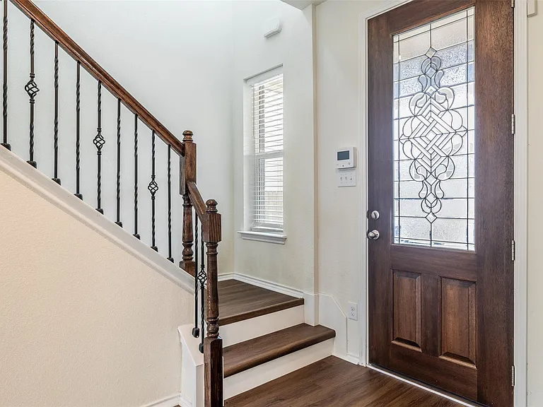 13709 Vigilance St — Photo 11