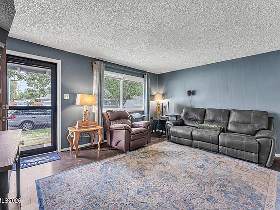 2nd image of 612 Cottonwood Dr