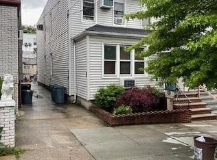 6278 60th Rd, Flushing, NY 11378