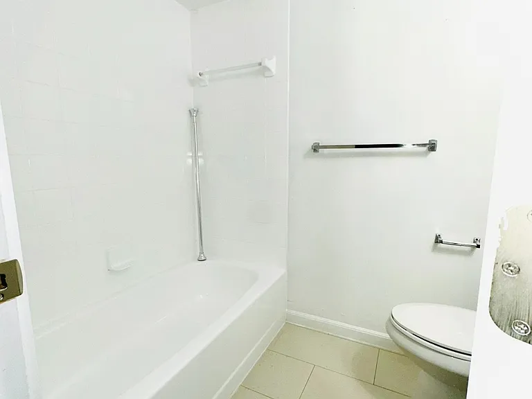 510 NW 86th Pl #109 — Photo 27
