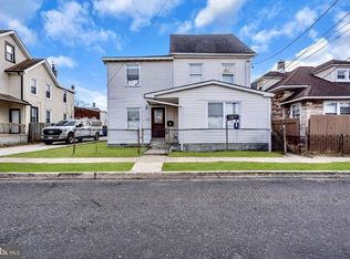 210 Kossuth St #B, Riverside, NJ 08075