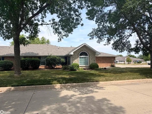 1703 Linden Dr APT C, Fairfield, IA 52556