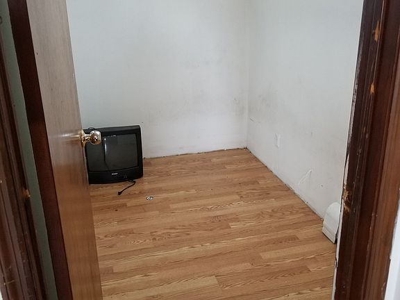 3rd image of 2780 John F Kennedy Blvd Ste 3
