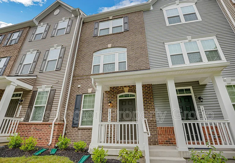 18315 Reaper Hill Ct #40 — Photo 3