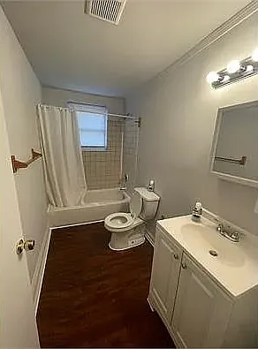 1 bed, $1,350 — Photo 2