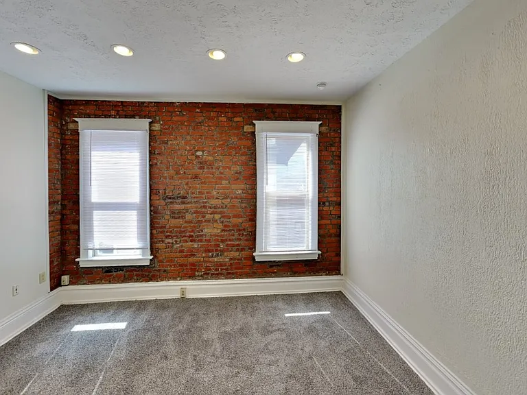 23 W 10th Ave #25B — Photo 4