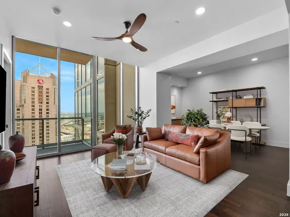 610 E Market #2706, San Antonio, TX 78205
