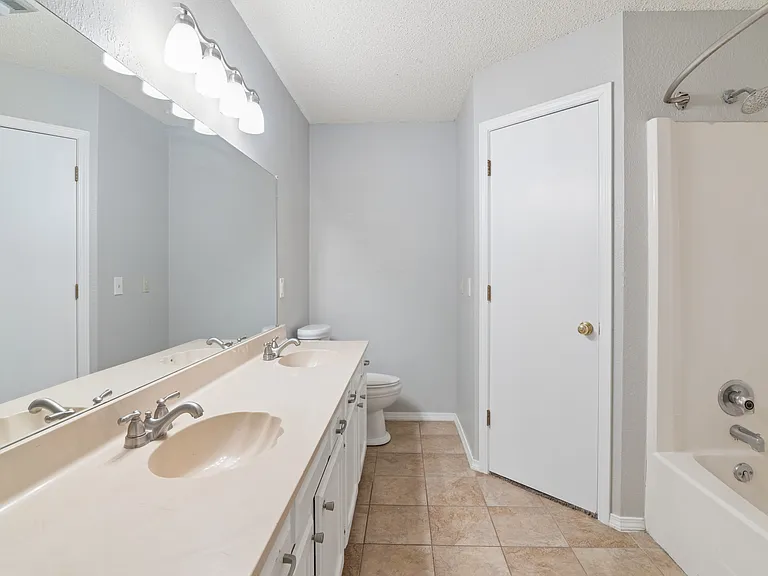 4604 S Ironwood Ave — Photo 27