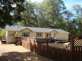 1420 Van Duzen Rd, Mad River, CA 95526