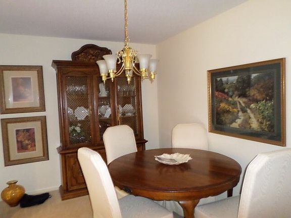 4th image of 29 Shorewood Dr S #A