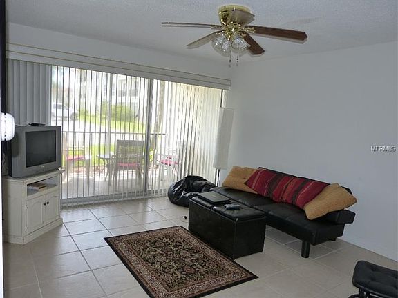 3rd image of 2700 Bayshore Blvd APT 1103
