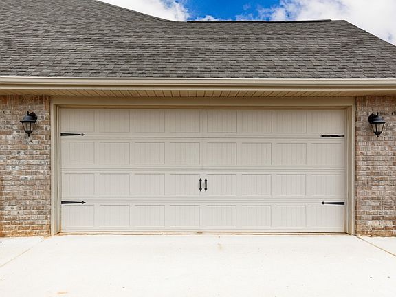 2nd image of 122 Swan Pond Dr