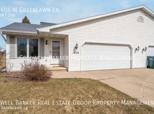 1606 W Greenlawn Ln, Appleton, WI 54914