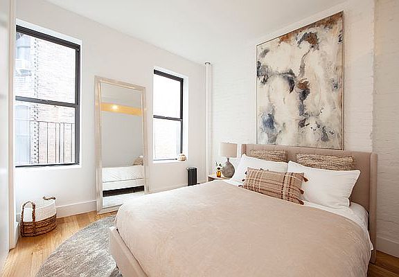 3rd image of 1286 1st Ave #5F