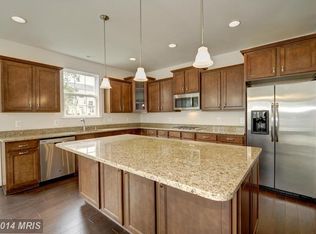 1317 Tenaya Way NE, Leesburg, VA 20176