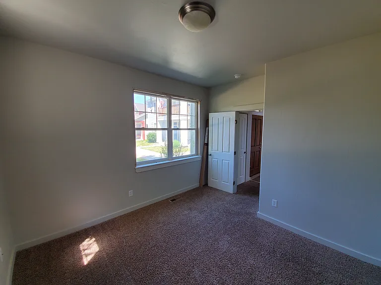 3883 Bosal St — Photo 17