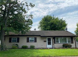 1647 Falke Dr, Dayton, OH 45432