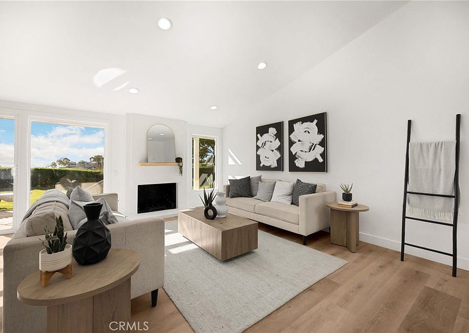 1st image of 30991 Carrara Rd