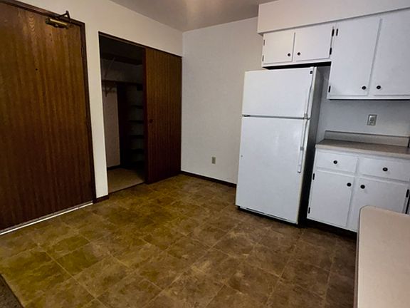 3rd image of 1601 Freedom Rd #13