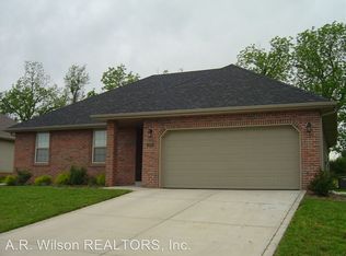 4475 S Troy Ave, Springfield, MO 65810