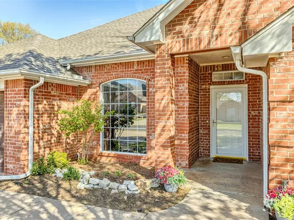 905 NW 179th Cir, Edmond, OK 73012