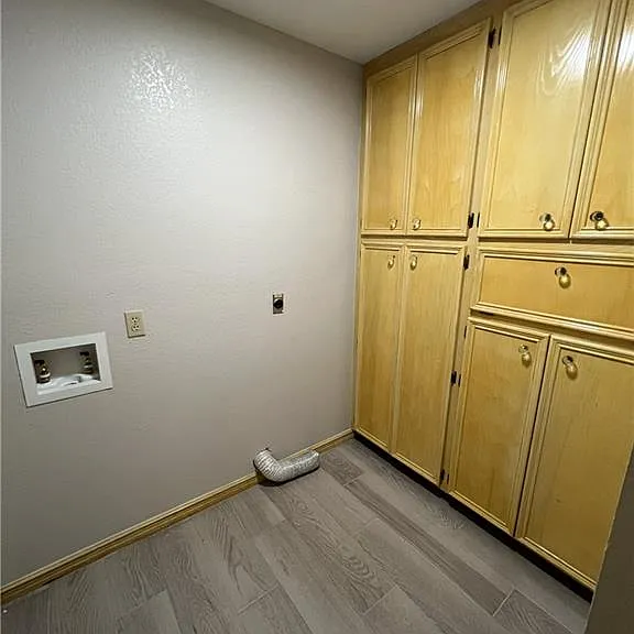 121 E Jonquil Ave — Photo 26