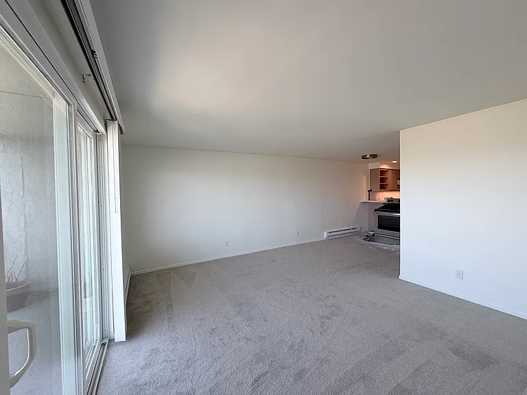 2210 Grand Ave #3 — Photo 6