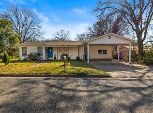 1210 E 4th St, Mount Pleasant, TX 75455