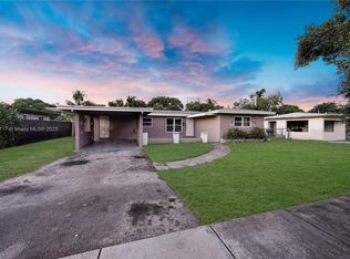 3831 SW 11th St, Fort Lauderdale, FL 33312