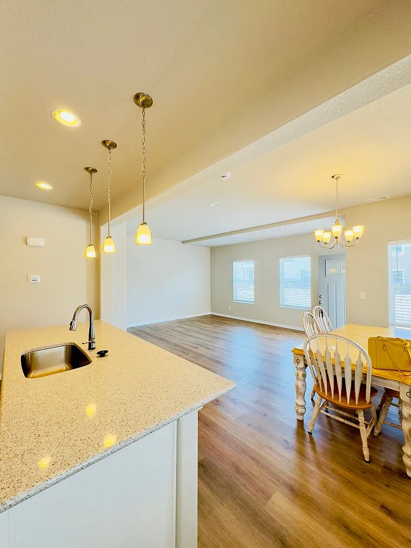 A Gem Home with Open Floor Plan & Prime Location Awaits For You! — Photo 4