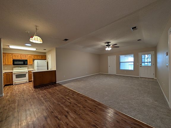 4th image of 1666 Lantana Cir