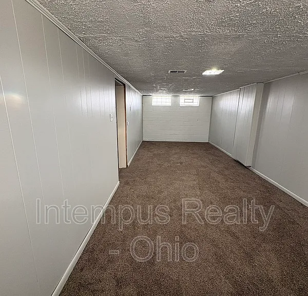 4106 E 153rd St — Photo 16