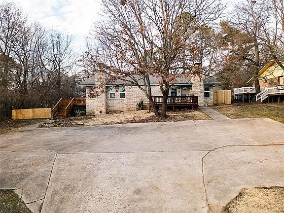 4th image of 234 & 236 Baxter Ln #234
