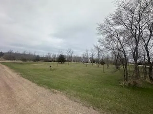 362 Woodsedge Rd, Clearwater, MN 55320