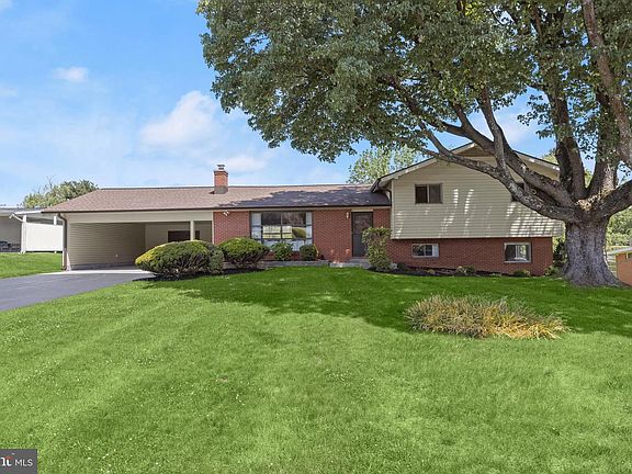 2nd image of 3416 Manor Hill Rd