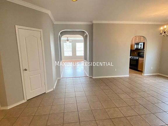 2nd image of 1709 Bowerton Dr