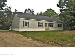 23 Elm Ln, Windsor, ME 04363