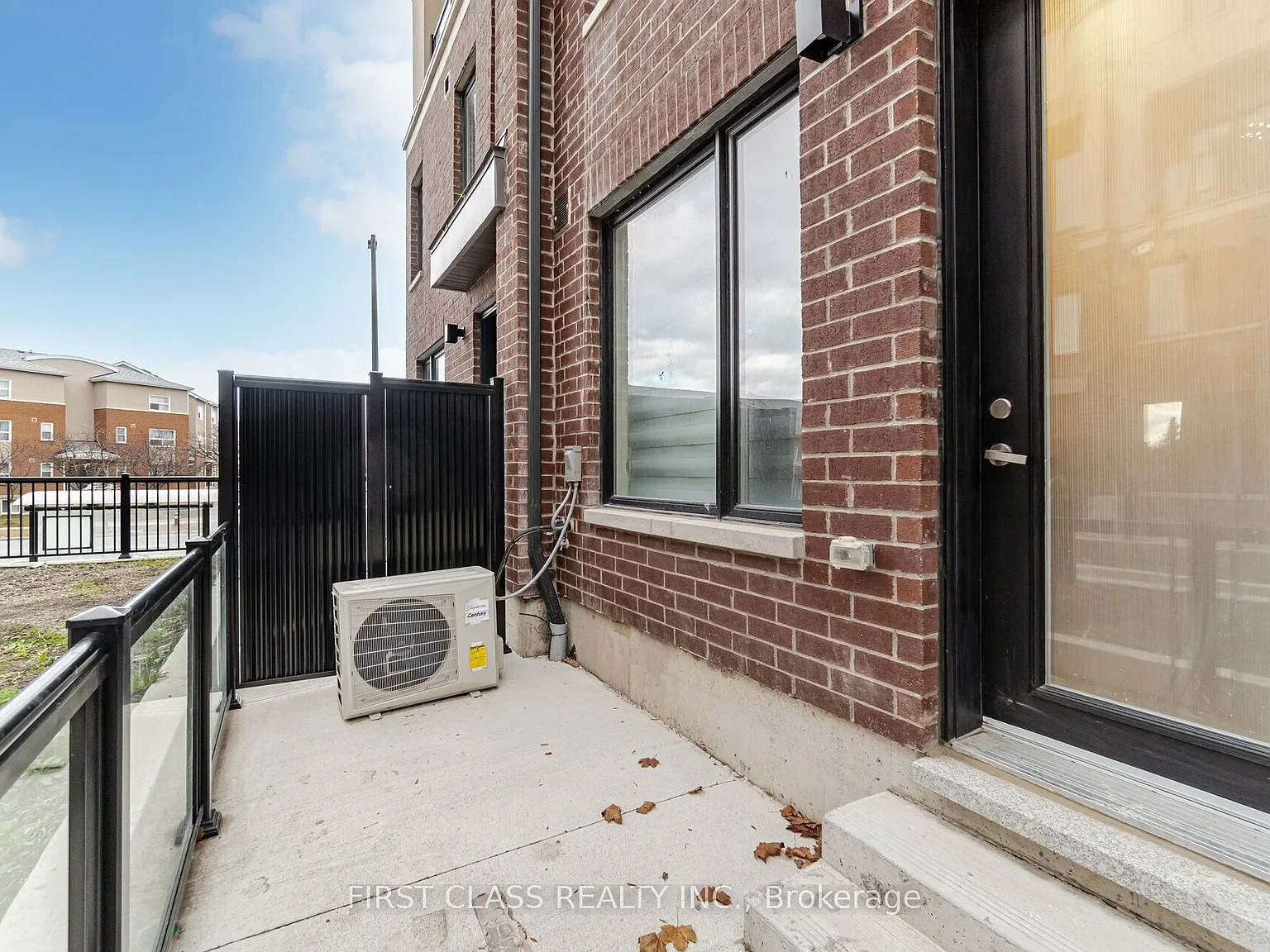 2 bed, $2,700 — Photo 3