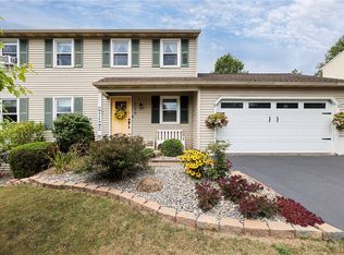 205 Sizzano Trl, Syracuse, NY 13209