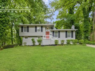 3200 Sudbury Rd, Charlotte, NC 28205