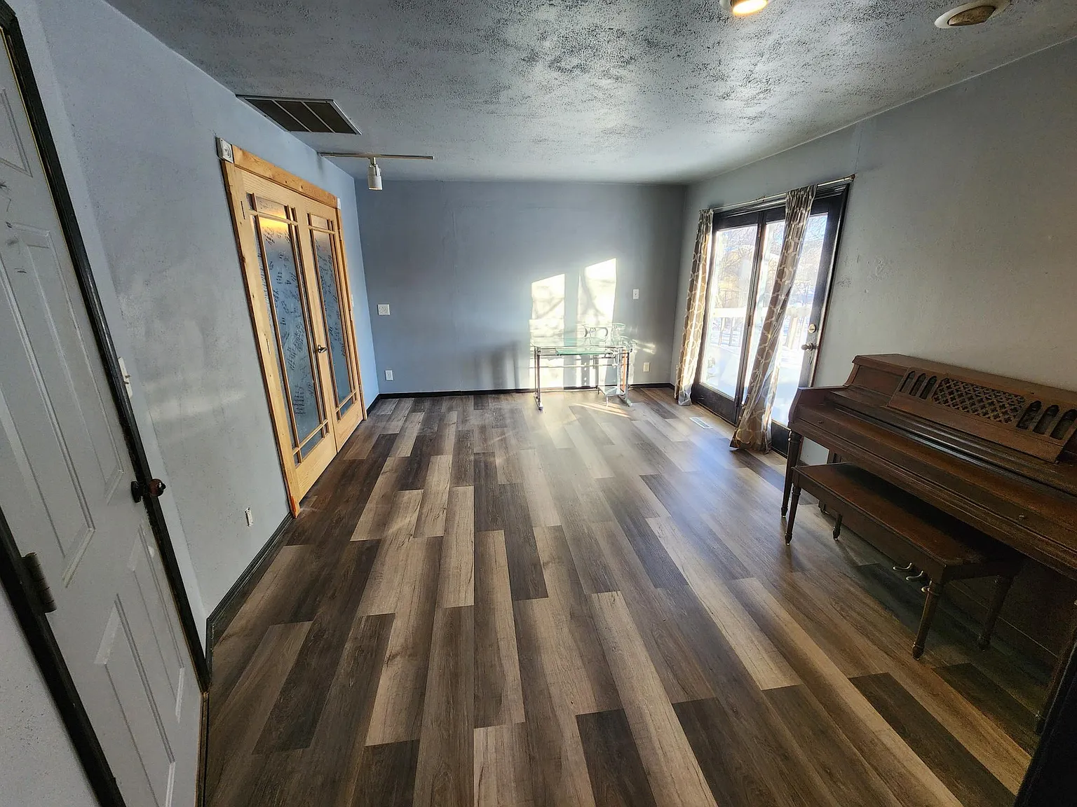E 14th St, Sioux Falls — Photo 4