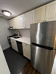 Rented by Salon Realty Corp