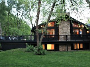 1604 Vineyard Ln, Spring Grove, IL 60081