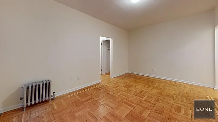 Rented by Bond New York | media 4