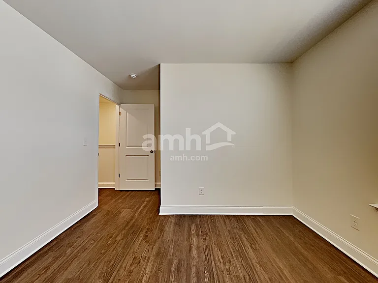 130 Hamilton Park Dr — Photo 18
