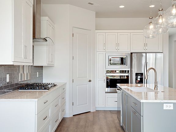 5th image of 2085 N Tuweap Dr Unit 58