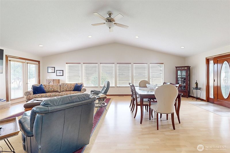 5th image of 266 Thurber Road